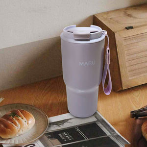 Bouteille isotherme légère de 600 ml/20 oz Venti à double paroi en acier inoxydable 304 avec revêtement céramique en titane, isolation thermique de 6 à 12 heures, portable - Product Image 1