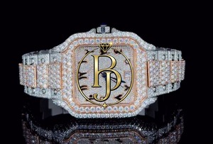 Montre de luxe carrée dorée et argentée, cadran orné de diamants et chiffres romains, mouvement à quartz élégant, étanche 10 bars - Product Image 6