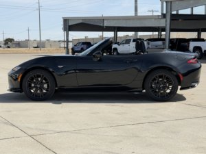 Mazda MX-5 2026 Miata Club RWD Convertible de Lujo Premium - Product Image 4