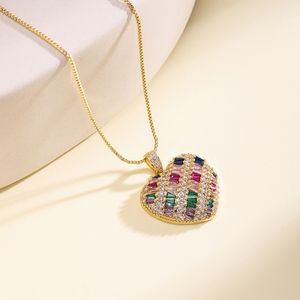 Collier pendentif cœur en cristal QIKU, zircon, pendentif <span class=keywords><strong>amour</strong></span>, bijoux en cuivre vintage pour femmes - Product Image 1