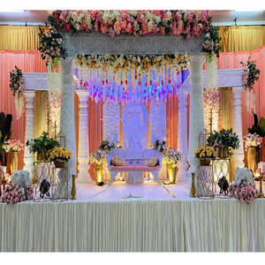 Mandap de mariage intérieur haut de gamme au look majestueux, Mandap de mariage élégant pour la cérémonie Maharani Vidhi, Décoration de Mandap sur le thème du mariage Rajwada - Product Image 1