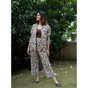 Conjunto de 2 piezas de ropa coordinada con animales espirituales, talla XS - Product Image 6