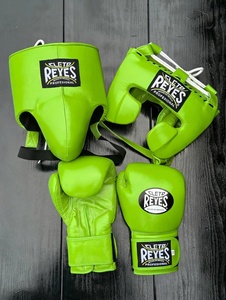 Set de Boxeo Cleto Reyes de Alta Calidad, Estilo Mexicano, con Cierre de Gancho y Bucle, de Cuero Premium, Antideslizante, para Sparring - Product Image 4