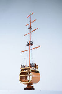 Maquette de bateau en bois USS Constitution, section transversale, artisanale, gravée, durable, décoration navale pour salon et bureau - Product Image 5