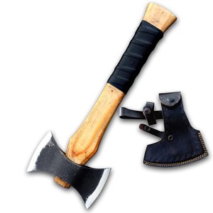 Hache de camping à double tête forgée à la main – Hachette en acier au carbone, manche en bois de frêne massif avec étui en cuir, haches OEM personnalisées - Product Image 1