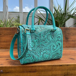 Nouveauté Sacs de voyage personnalisés à grande capacité en cuir usiné à la main avec motif floral Sac de voyage tendance à fermeture éclair pour week-end - Product Image 4