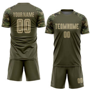 ชุดฟุตบอลลายพรางสีเขียวแบบกำหนดเอง ชื่อทีมพิมพ์ลายพรางแบบ Tactical Camo ชุดฟุตบอลระบายอากาศได้ดี สไตล์ชุดกีฬา - Product Image 1