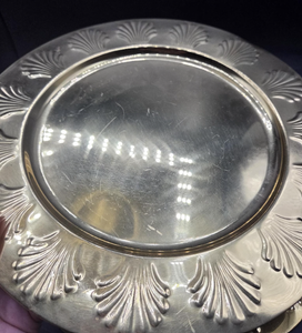 Plato Decorativo de Latón con Diseño de Conchas, Plato de Metal Hecho a Mano Estilo Vintage para Regalos, Eventos, Fiestas y Decoración de Mesa - Product Image 5