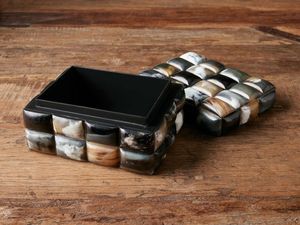 Rectangular Buffalo Horn Jewelry Box Magnetic Snap Hinged Modern Gift <b>Storage</b> <b>Container</b> - Product Image 6
