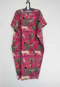 Robe kaftan en coton imprimé animal, style bohème, tenue décontractée, faite à la main, style resort, robe d'été pour femmes - Product Image 4