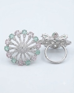 Anillos de Dedo Ajustables con Diseño de Flor y Diamantes Americanos, Chapados en Plata, para Mujer, Proveedor de Anillos para Fiestas y Eventos - Product Image 1