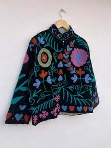 Chaqueta de Invierno Suzani, Prenda Exterior Étnica y Chic, Chaqueta Suzani de Estilo Vintage, Chaqueta de Invierno de Terciopelo Bordado, Abrigo Vintage Unisex - Product Image 5