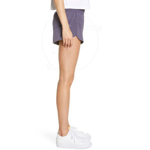 Shorts de sport pour femmes, taille mi-haute, couleur unie, sans couture, taille élastique, spandex respirant, avec poches, pour la course à pied et le fitness - Product Image 2