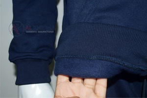 เสื้อฮู้ดซิปสีน้ำเงินกรมท่าสำหรับผู้ชาย ผ้าฟลีซคอตตอน 100% 250 GSM ทรงปกติ มีกระเป๋าหน้า ปักโลโก้  เสื้อกันหนาว - Product Image 5