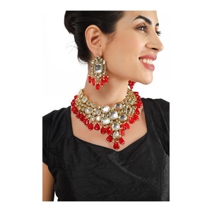 Ethnic Gold Plated Kundan Jewelry <b>Set</b> Necklace Earrings Maang Tikka Women Wedding Bridal Wear Red <b>Crystal</b> Rhinestone Alloy - Product Image 3