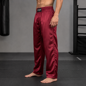 Pantalon de kick-boxing flexible doté d'un tissu haute performance pour des coups puissants et des mouvements rapides - Product Image 2