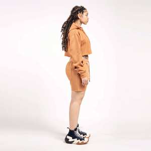 Conjunto Deportivo Sin Costuras Personalizado para Mujer, Top de Manga Larga y Pantalones Cortos de Cintura Alta - Product Image 3