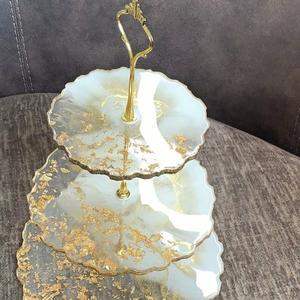 Soporte para Pastel de Lujo, de Buena Calidad, Venta al por Mayor de Fábrica, Soporte para Pastel de Resina en Varios Colores, de la India - Product Image 1