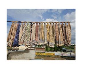 Paréo de plage réversible en coton écologique, imprimé indien au bloc, couverture de maillot de bain en voile doux, cadeau d'été pour elle - Product Image 1