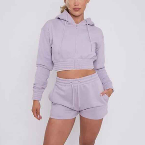 Ensemble 2 pièces décontracté vert menthe pour femme : sweat à capuche en polaire et short, haut court à manches longues avec poche, idéal printemps-été - Product Image 4