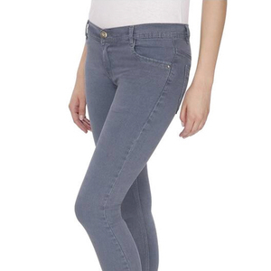 Nuevo Diseño de Jeans de Mezclilla Rectos y Transpirables para Mujer, Estilo Urbano, con Logotipo Personalizado - Product Image 6