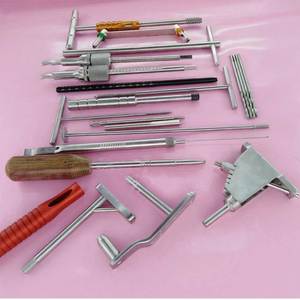 Juego de Instrumentos Quirúrgicos Reutilizables de Acero Inoxidable DHS DCS Ortopédicos de 21 Piezas para Cirugía de Fijación Ósea Canina - Product Image 3