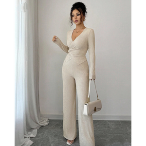 Ensemble coordonné Adalyn : Haut côtelé croisé à col en V et pantalon large taille haute - Product Image 2