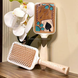 แปรงหวีผมสไตล์ตะวันตกทำมือแกะสลักจากนักออกแบบวินเทจทำจากหนังแท้ทำมือคุณภาพสูงอุปกรณ์เสริมของขวัญวินเทจเพ้นท์ด้วยมือ - Product Image 2