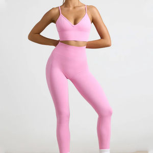 Ensembles de sport écologiques à motif uni pour la gym et le fitness, 2 pièces : soutien-gorge et leggings avec short à taille élastique, vêtements de yoga et de sport avec logo frontal - Product Image 5