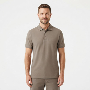 Camiseta de Punto Sólido para Hombre, Cómoda, de Manga Corta, Cuello Clásico, Informal, con Logotipo Personalizado Disponible para Venta al por Mayor - Product Image 1