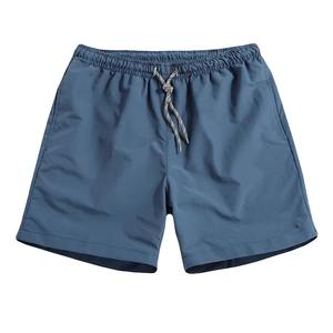 Shorts de sport personnalisés avec logo, séchage rapide, légers, pour entraînement, course à pied, athlétisme, avec poches. - Product Image 3