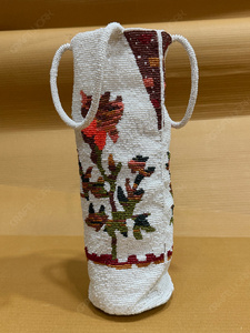 Bolsa Porta Botellas Hecha a Mano con Cuentas y Bordado Floral, Mini Bolso Tipo Tote con Cordón, Porta Vino Decorativo, Bolso de Regalo - Product Image 4