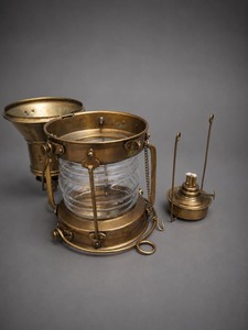 Best Quality Handmade <b>Brass</b> Anchor Oil <b>Lantern</b> Nautical Fresnel Lens Lamp for Coastal Decor Home Cafe Available For Sale - Product Image 5