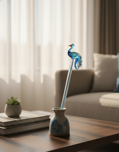 Stylo en verre et cristal Peacock au design contemporain et tendance pour la décoration et les accessoires de bureau - Product Image 4