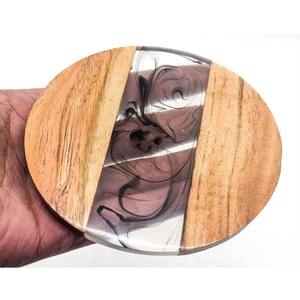 Nouvelle Arrivée : Sous-verres Personnalisables en Bois d'Acacia et Résine Époxy, Style Moderne, Écologiques, Réutilisables et Gravables pour la Maison - Product Image 5