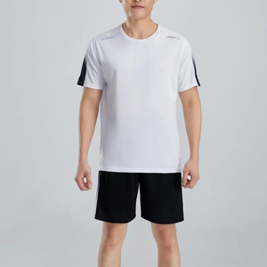 Conjunto Deportivo de 2 Piezas para Hombre, Camiseta de Secado Rápido y Pantalones Cortos para Fitness, Running, Gimnasio y Deportes al Aire Libre - Product Image 3