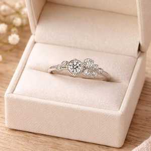 Bague de fiançailles en diamant de laboratoire taille brillant rond, or massif 10K 14K 18K, design de joaillerie fine, certifié IGI E VVS - Product Image 1