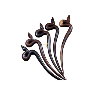 Bâtonnet à cheveux traditionnel en bois fait main du Vietnam, écologique, en bois massif, pour chignon et coiffures relevées - Product Image 3