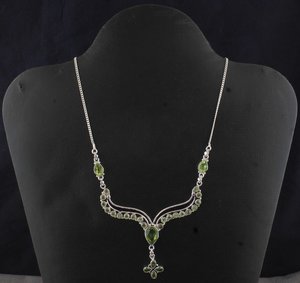 Peridot Gemstone Necklace Handmade 925 Sterling Silver Antique Style Pendant Jewelry Gift For Women Elegant - Product Image 6
