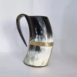 Chope en corne de Viking européenne sculptée à la main, tasse gravée unique pour le méad, la bière, les souvenirs de fête |   Qualité d'exportation personnalisable - Product Image 4