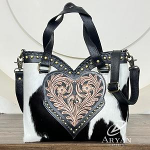 กระเป๋าถือสะพายไหล่รูปหัวใจลายดอกไม้ งานแฮนด์เมด หนังวัวแท้ สำหรับผู้หญิง พร้อมสายสะพายปรับได้ รุ่นใหม่ล่าสุด - Product Image 1