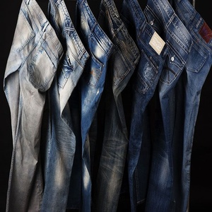 Jeans en denim décontractés pour hommes avec étiquettes de marque – Lot de stock en gros disponible au Bangladesh FOB 2,20-5,80 $ – Demi-vente en gros, MOQ 80 - Product Image 1