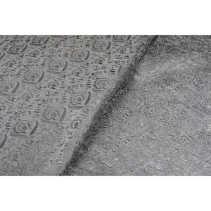 Tela Charmeuse de Seda Semi Cruda por Metro - 44 Pulgadas de Ancho, Gris Sólido con Bordado, 100% Seda - Product Image 2