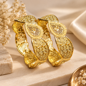 Brazaletes Kada de Filigrana con Diseño de Lágrima y Patrón de Hojas Intrincado, Diseño Ancho y Elegante para Mujeres, para Bodas Tradicionales - Product Image 1