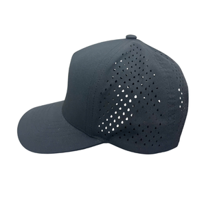 Gorra de Golf Estructurada de 5 Paneles, Personalizable con Logotipo Bordado, Diseño Deportivo con Orificios Cortados a Láser, Impermeable, Transpirable, con Cuerda, Estilo Béisbol - Product Image 3