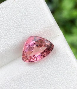 Turmalina rosa natural de forma elegante facetada, piedra preciosa suelta para la elaboración de joyería fina, piedra de cristal. - Product Image 3