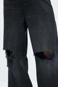 Custom Black Baggy Jeans Fashion Heavyweight Black Jeans for Men Straight Stacked High Quality Men Denim Jeans - Product Image 3