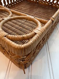 Plateau en rotin unique avec porte-verres, idéal pour servir des verres à eau, des bouteilles et des boissons lors d'événements, dans les restaurants et les cafés - Product Image 5