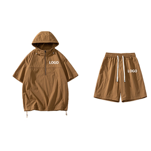 Ensemble survêtement coupe-vent en nylon personnalisé avec sweat à capuche zippé et short, ensemble court coupe-vent uni pour homme, ensemble survêtement coupe-vent OEM - Product Image 4
