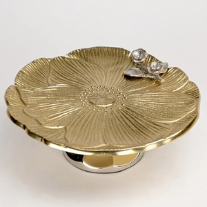 Support de gâteau en métal martelé, plaqué argent, de forme ronde, pour la décoration de table lors de mariages et d'anniversaires - Product Image 3